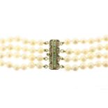 Pearl 'collier de chien' necklase 