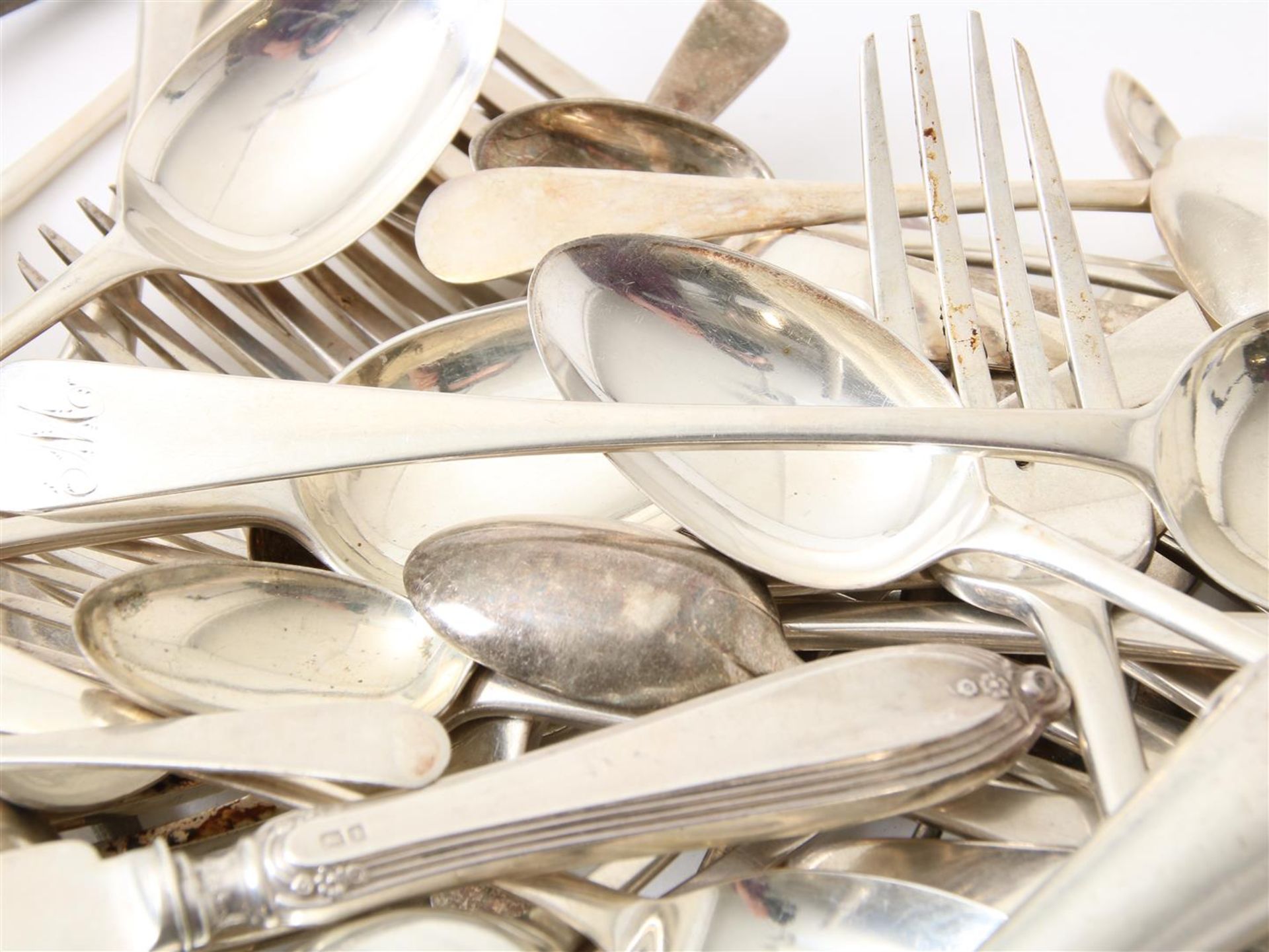 Lot with silver cutlery, various quality, gross weight 1400 grams. - Image 2 of 2