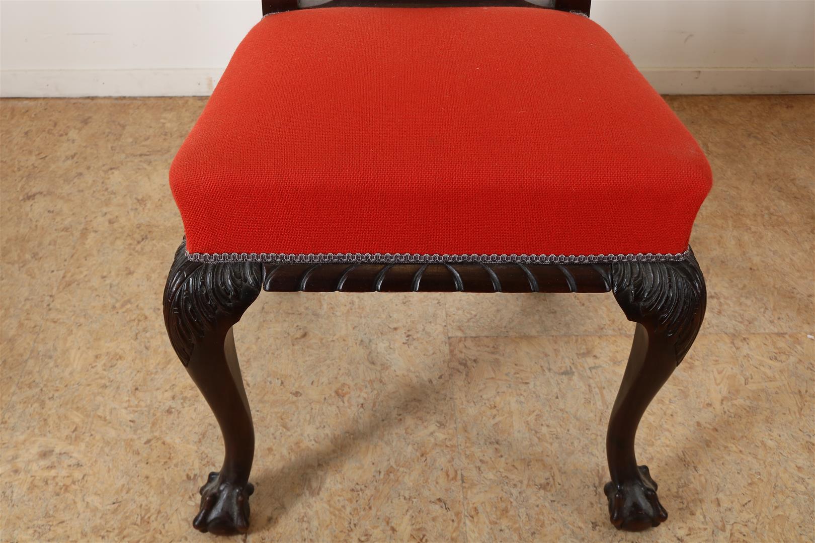 Series of 4 Chippendale-style chairs with elaborate backrest, red fabric seat on ball claw feet, - Image 3 of 4