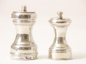 Lot with 2 silver spice mills
