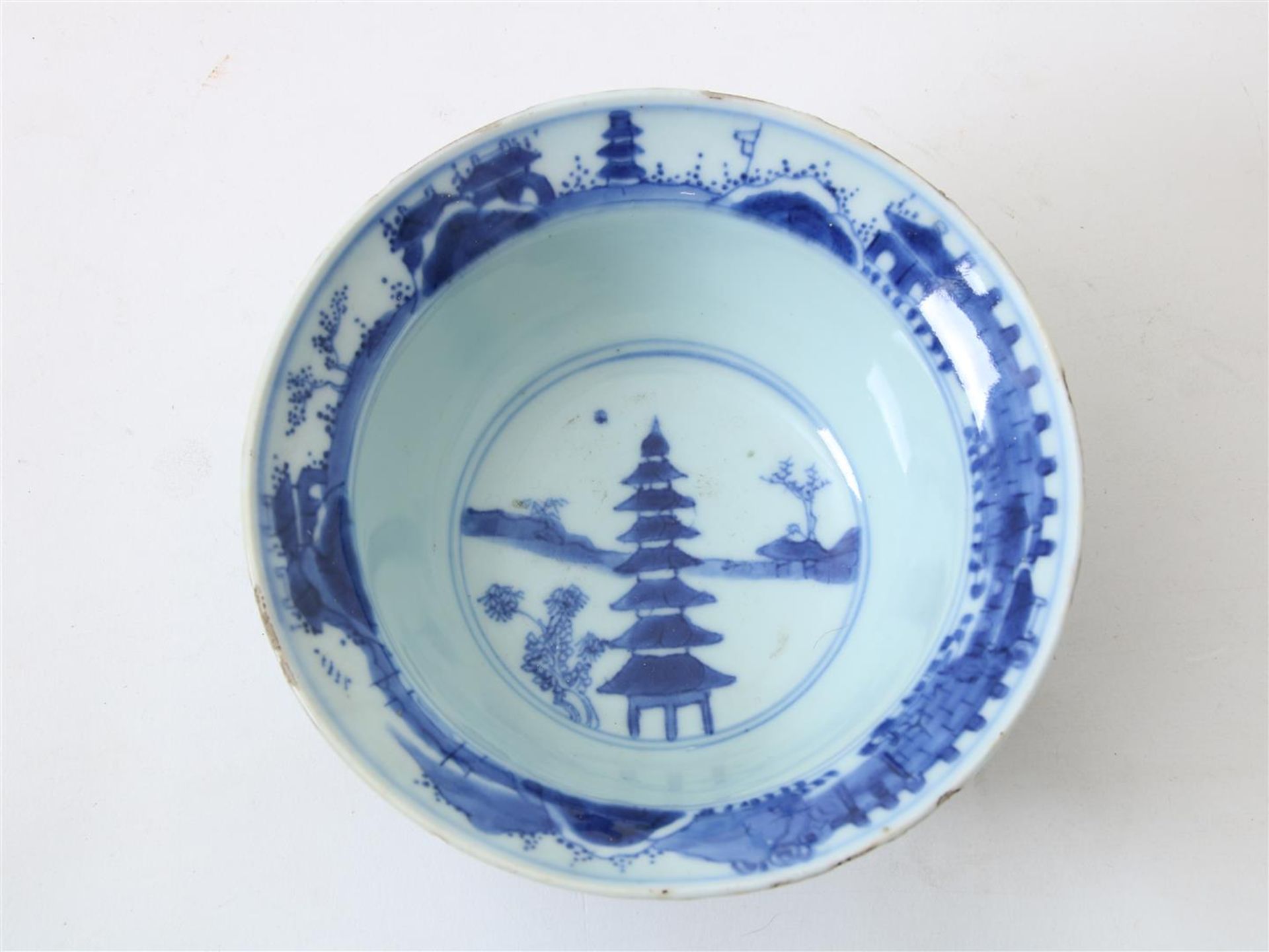 Set of porcelain hooded bowls, China - Bild 2 aus 6