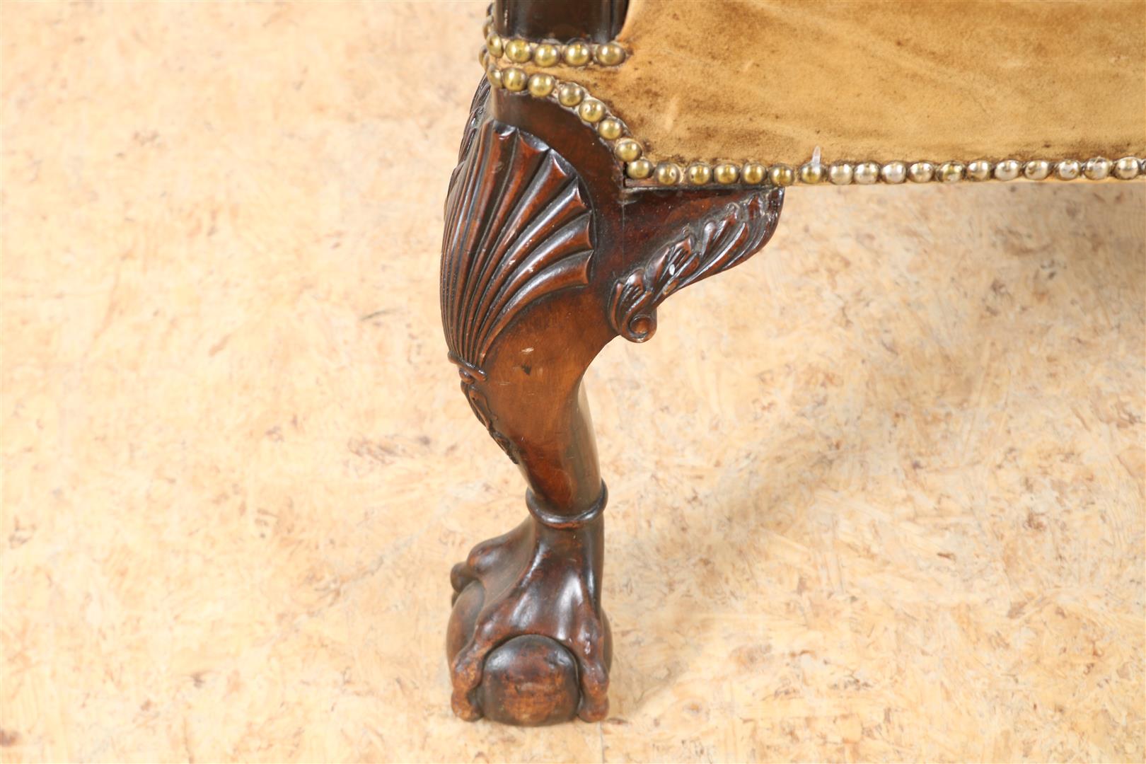 Brown leather armchair on carved legs with fan motifs on ball claw feet. - Image 4 of 6