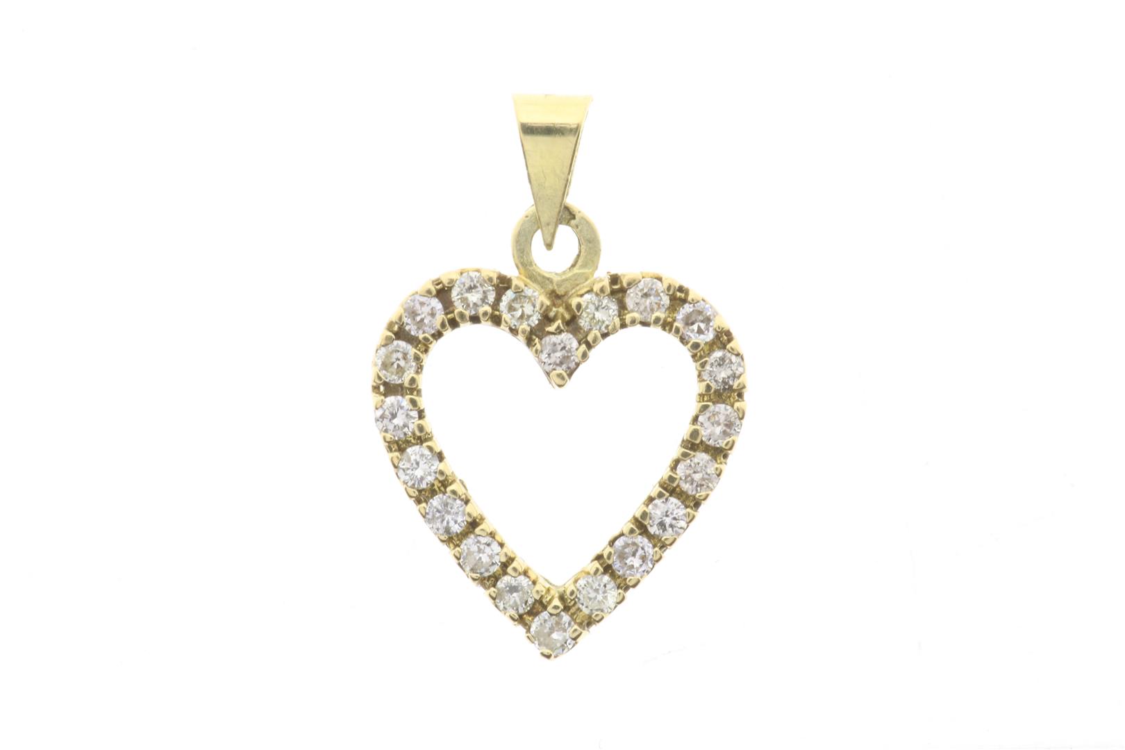 Yellow gold pendant set with diamonds in heart-shaped pavé setting, gross weight 2 grams, length 2.5