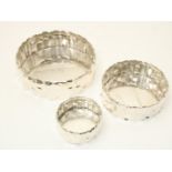 Three silver bowls with brutalist decoration, 1970s, diameter 19.5, 15 and 10 cm respectively, gross