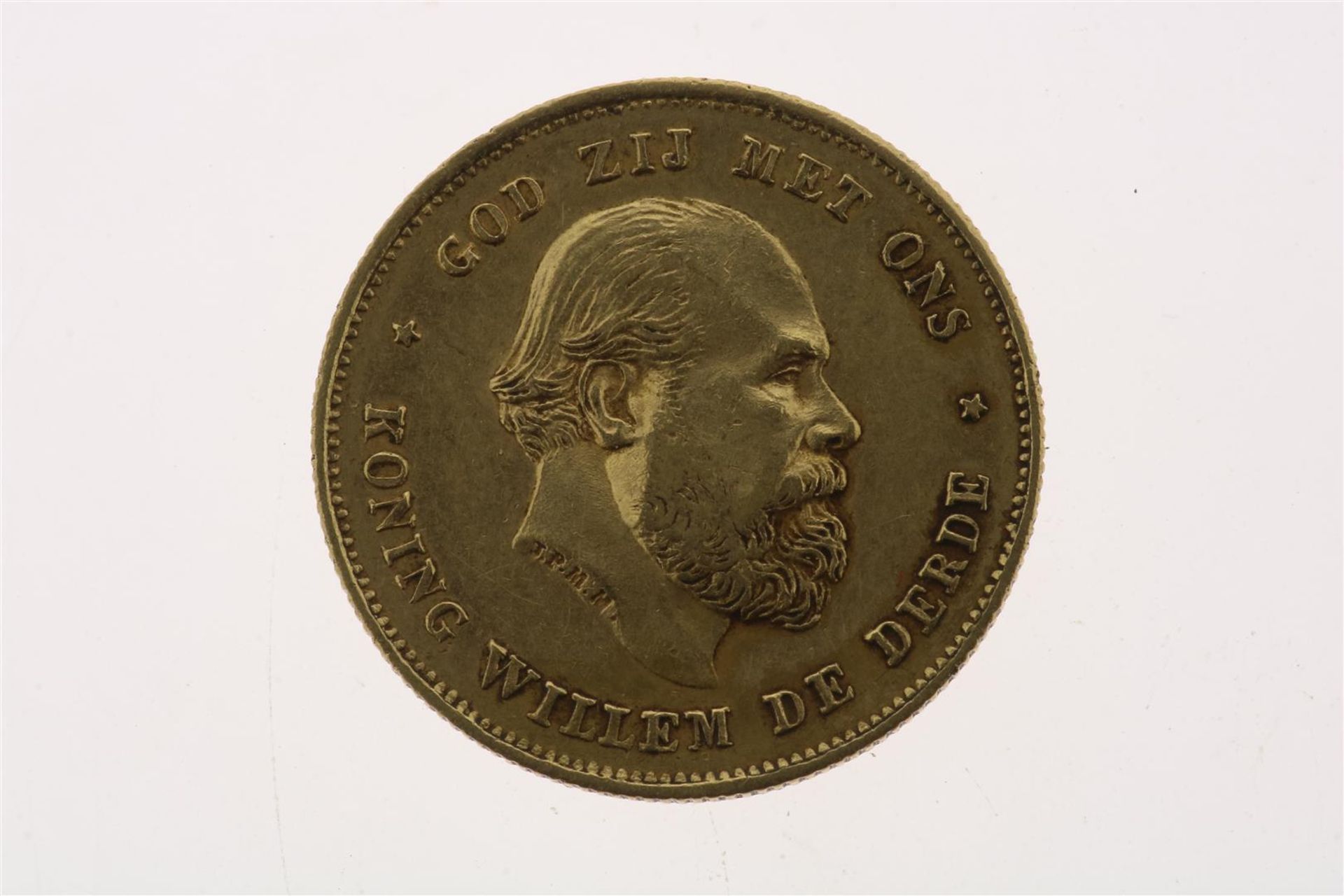 Gold tenner with image of Willem III, looking to the right, 1875, weight 6.72 grams.