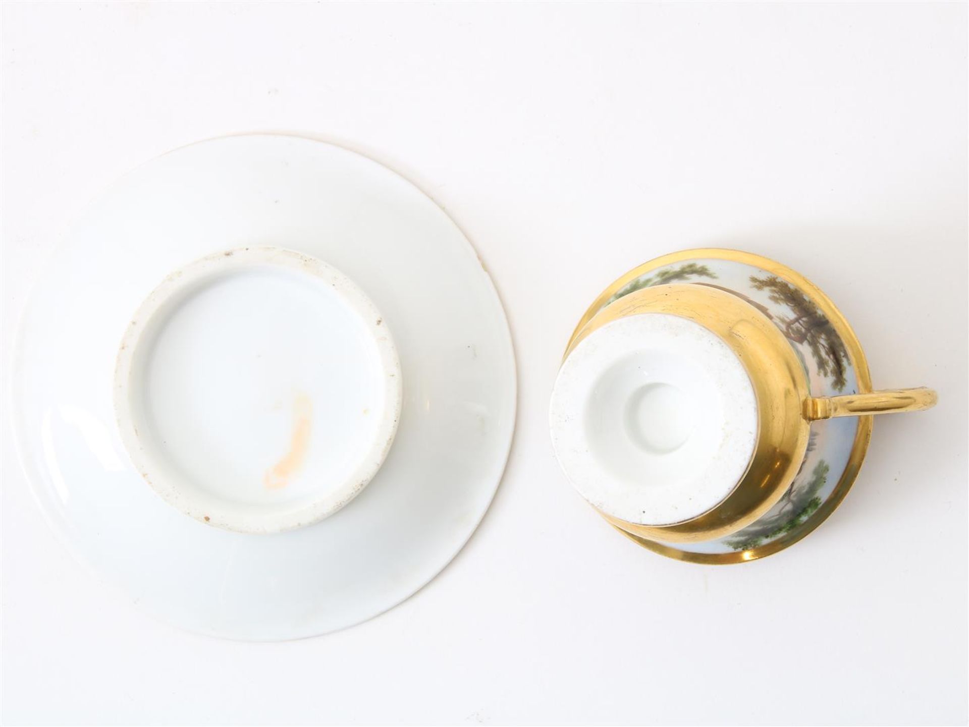 Porcelain cup and saucer - Bild 3 aus 3