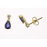 Yellow gold earrings set with sapphire, approximately 1.34 ct. and diamond, brilliant cut,