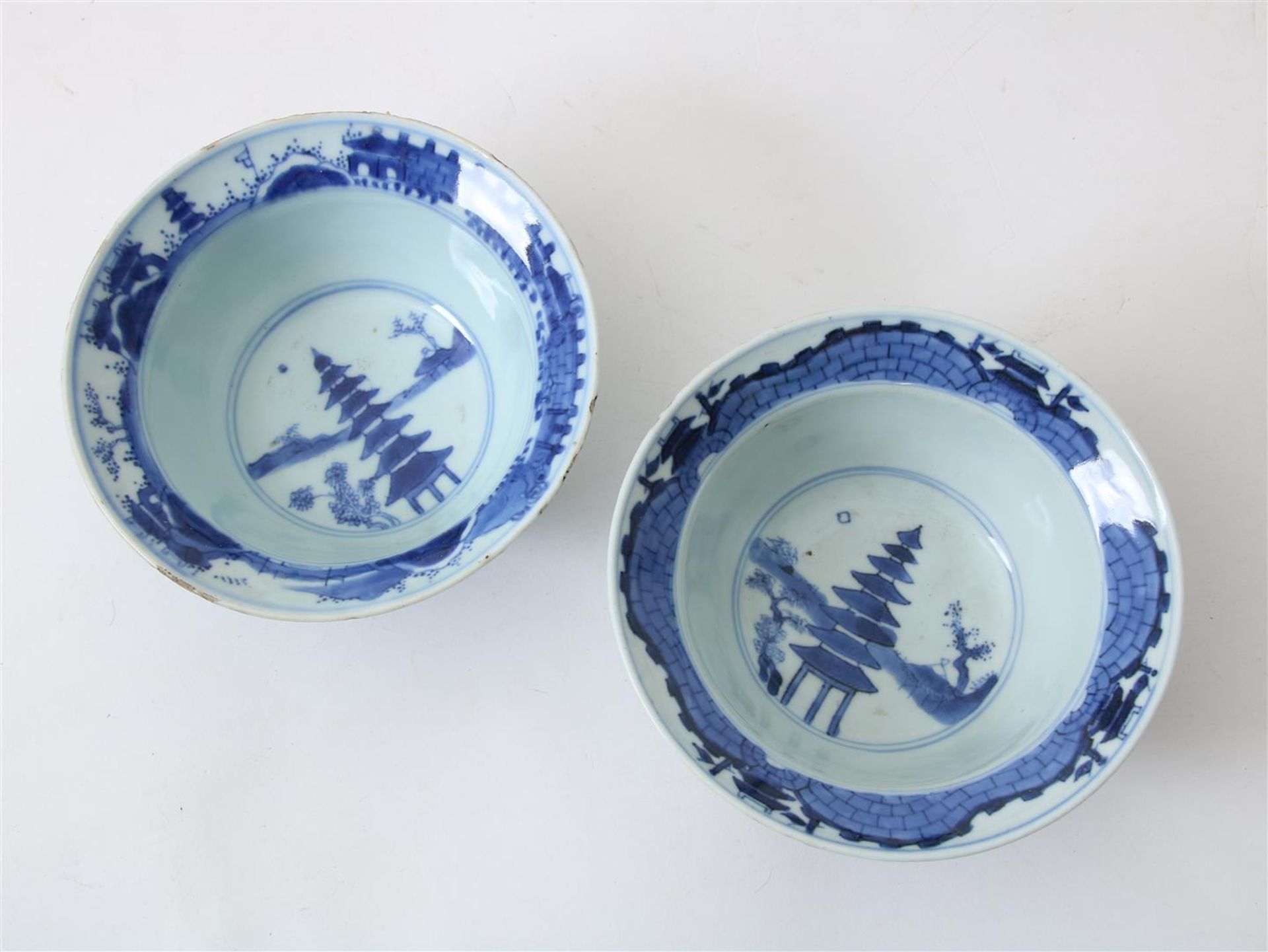 Set of porcelain hooded bowls, China - Bild 3 aus 6
