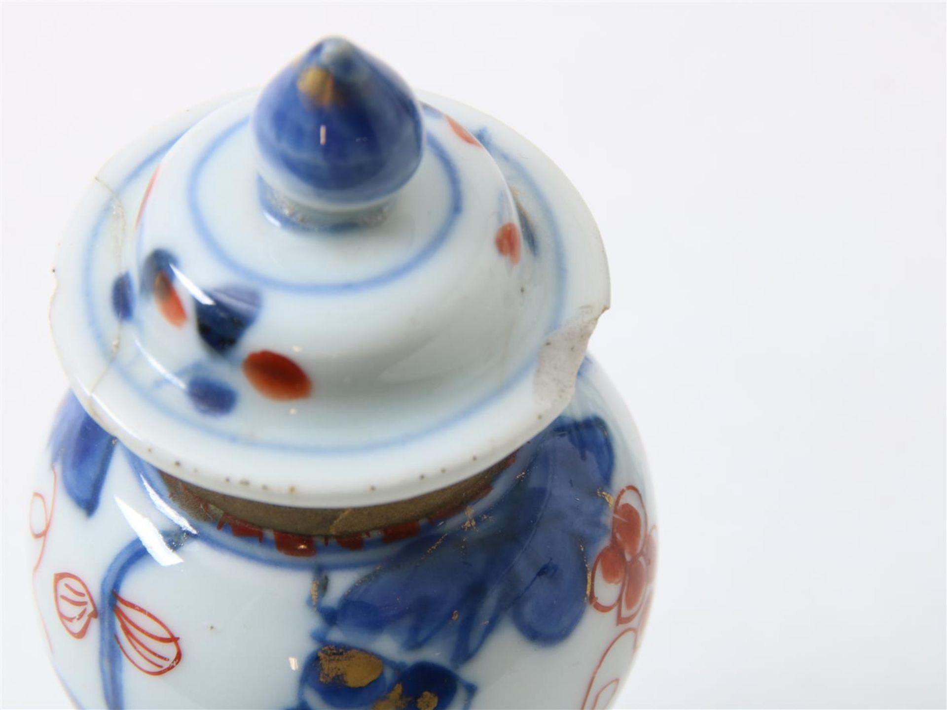 Set of porcelain miniature lidded vases with floral decor, height 10 cm. (edge restored and lids - Image 5 of 10