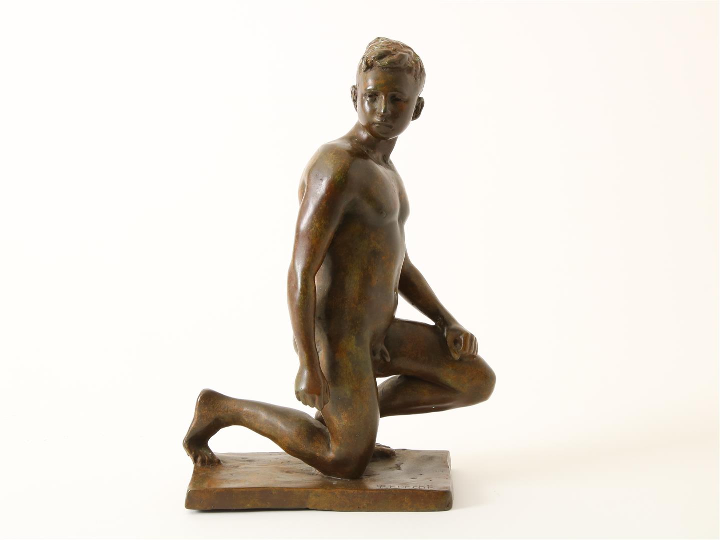 Richard Knecht (1887-1966) Kneeling boy, signed on base, bronze, 40 x 23 x 11 cm.