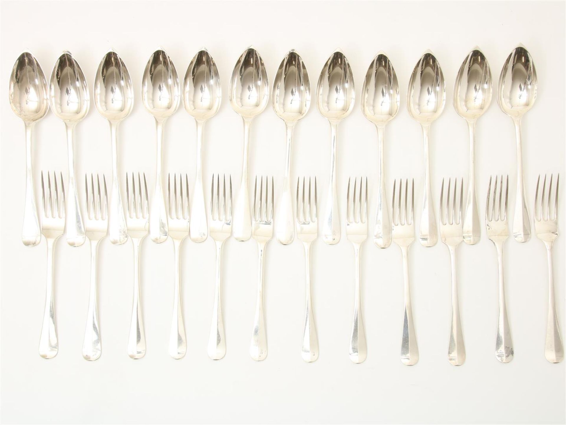 Silver place setting with 12 spoons and 12 forks, Helweg, Amsterdam
