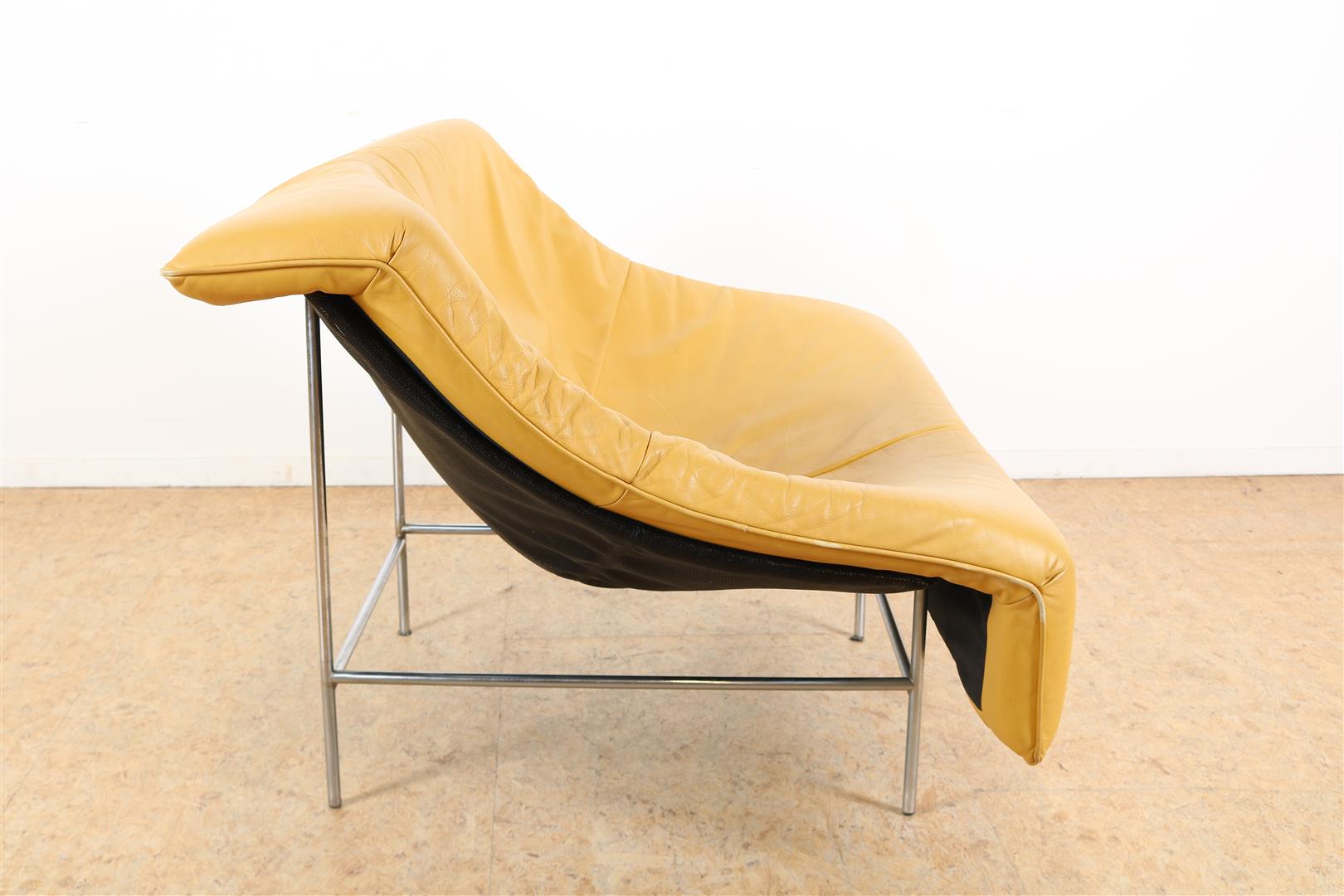 Chrome-plated design chair with yellow leather cushion, designer Gerard van den Berg for Montis, - Image 2 of 5