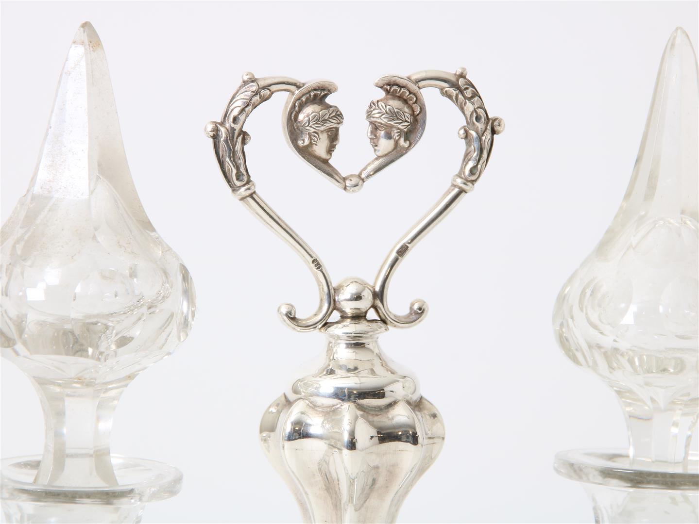 Silver oil and vinegar set with 2 decanters - Image 3 of 6