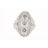 White gold ring set with diamonds, brilliant cut and single cut, approximately 2.9 ct., grade 585/