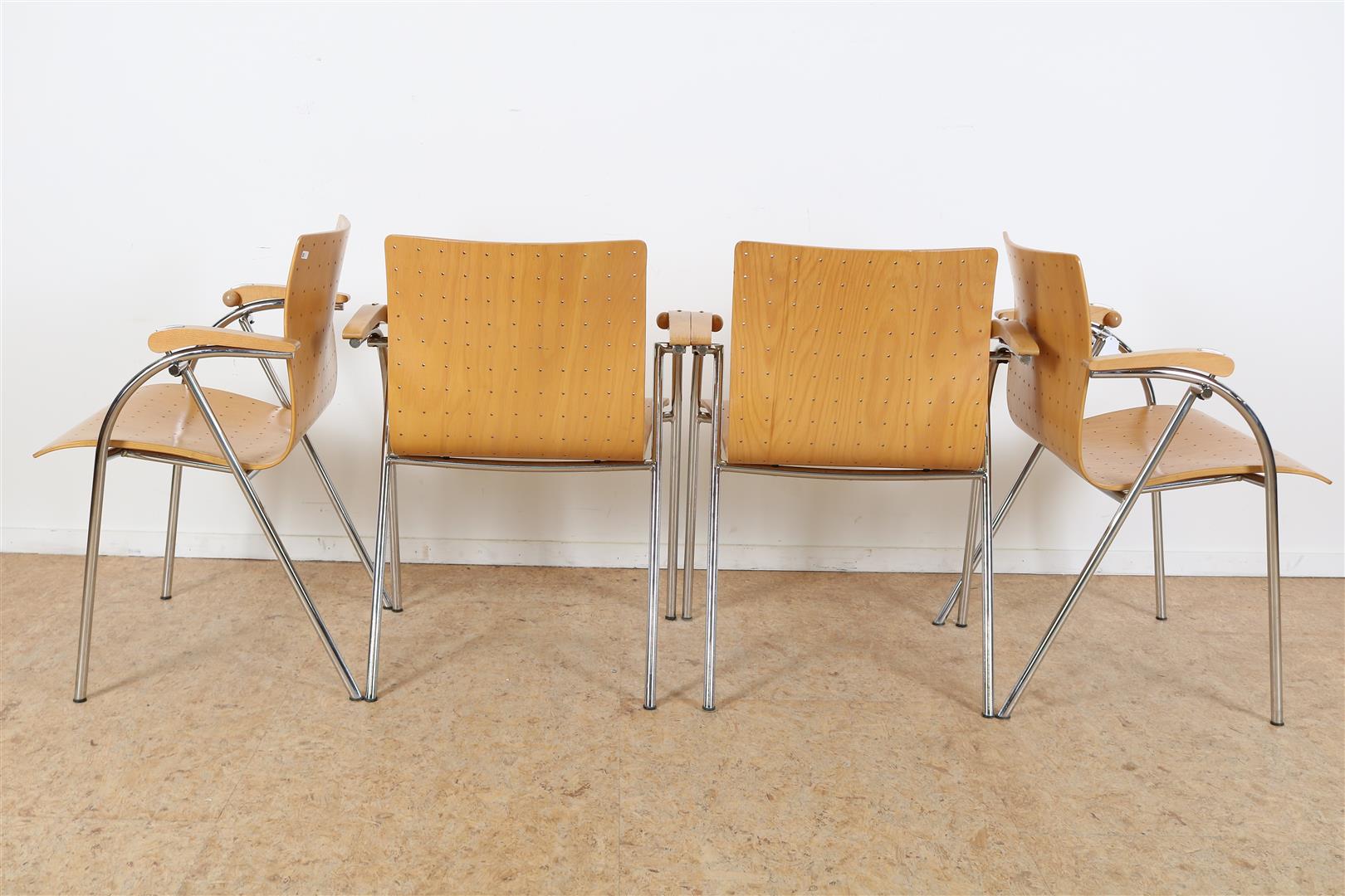 Series of 4 beech wood armchairs on chromed base, design Wulf Sneider for Thonet, model S570, 1990s - Image 4 of 5