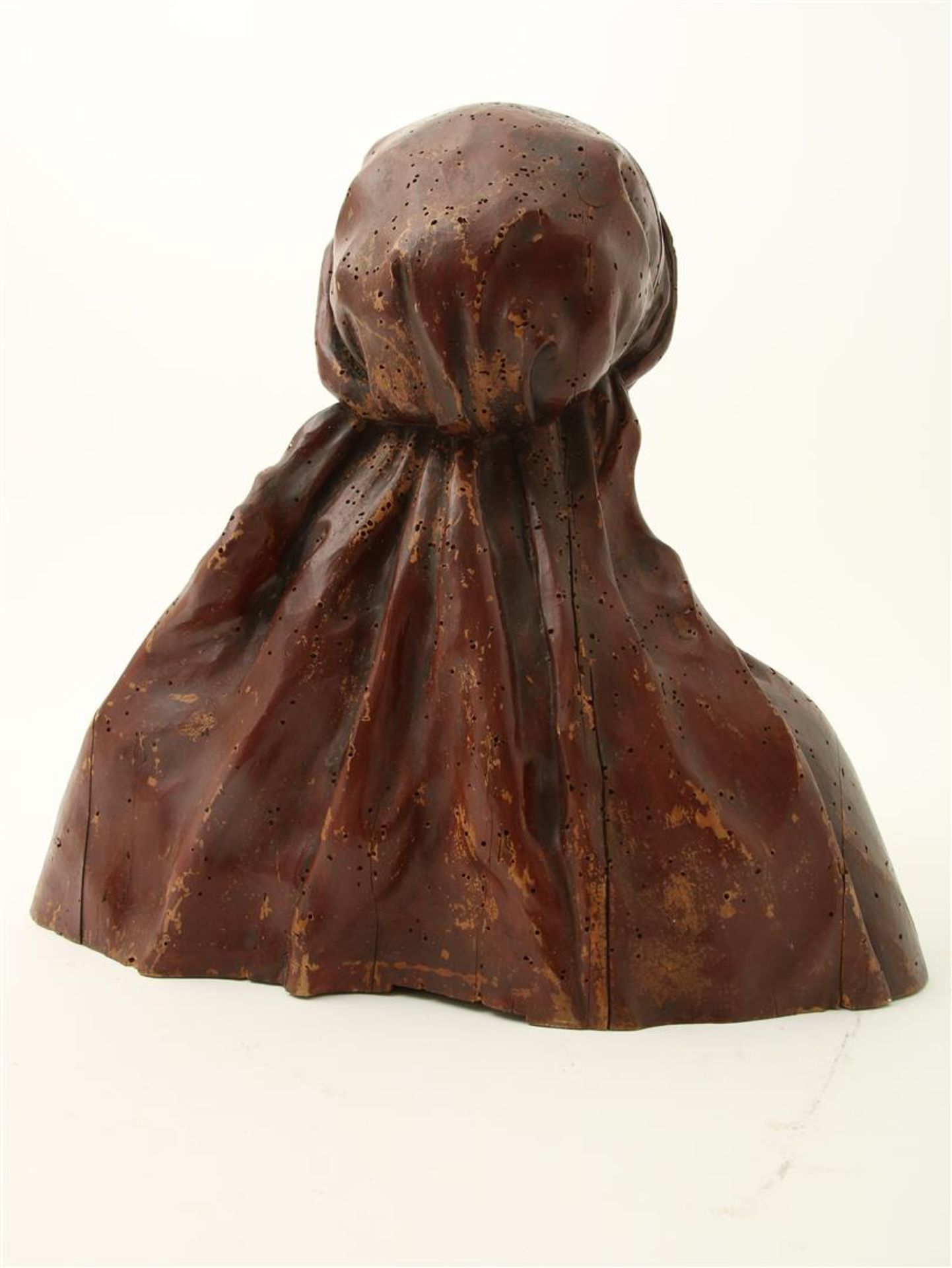 bust of a lady with headscarf - Bild 6 aus 7