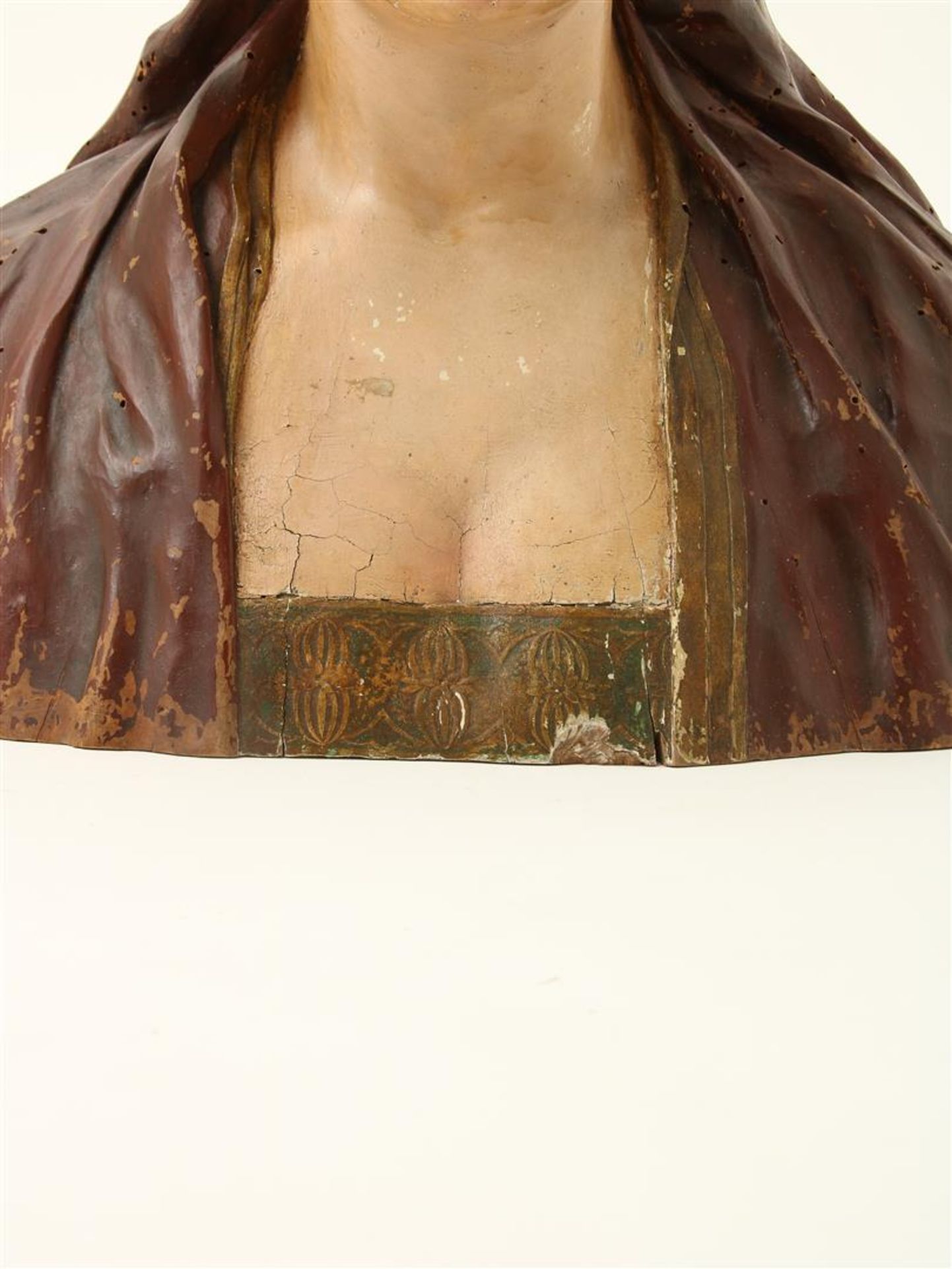 bust of a lady with headscarf - Bild 3 aus 7