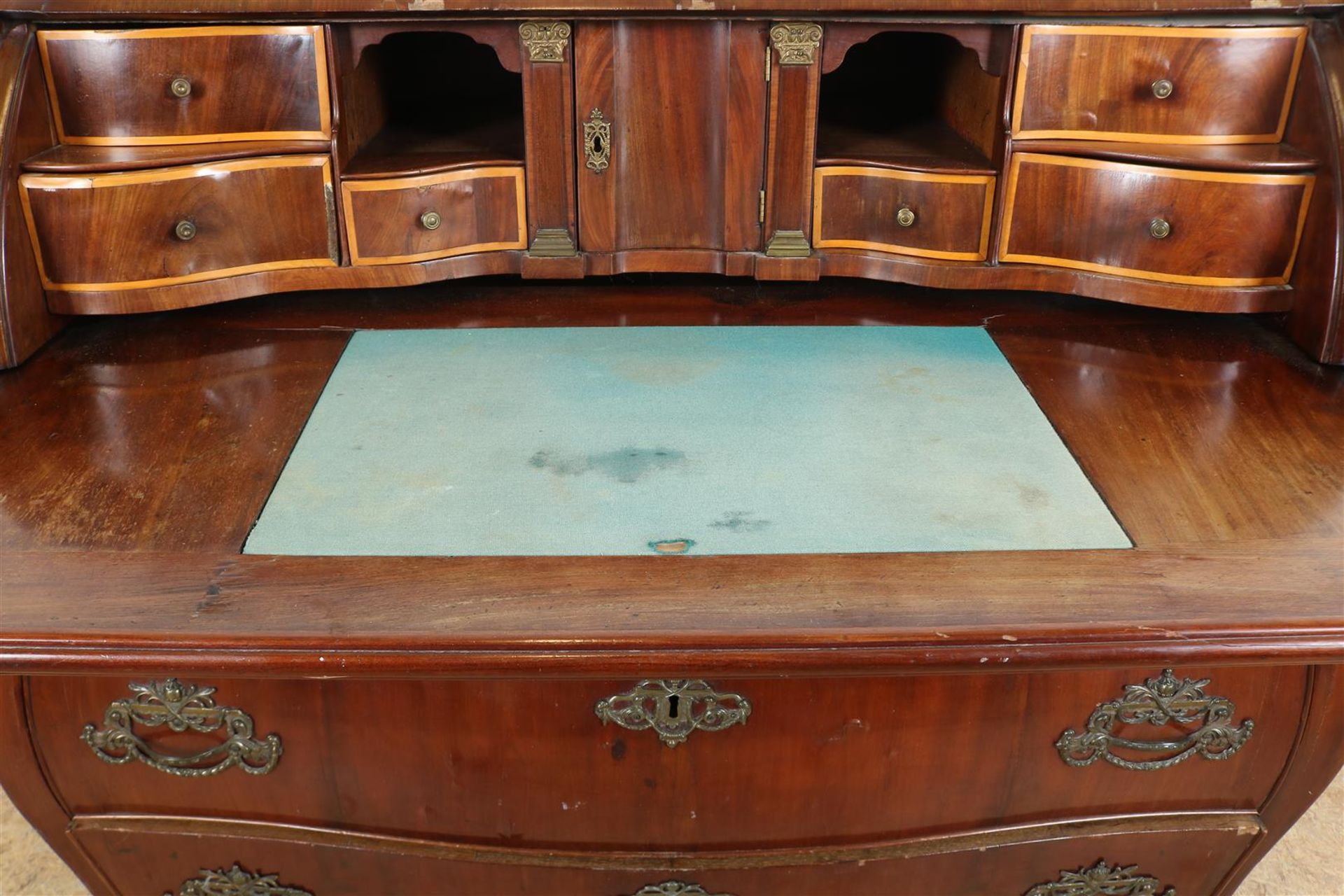 Mahogany Louis XVI cylinder desk  - Bild 4 aus 8