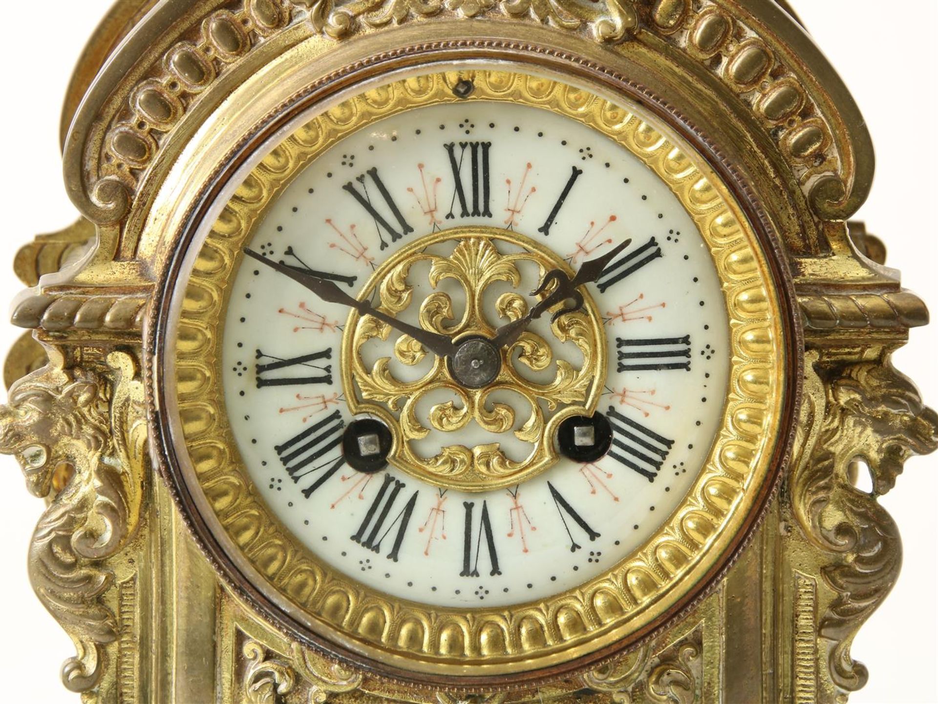 Bronze Napoleon III mantel clock with partly enamel dial with Roman numerals, with matching 3- - Image 2 of 5