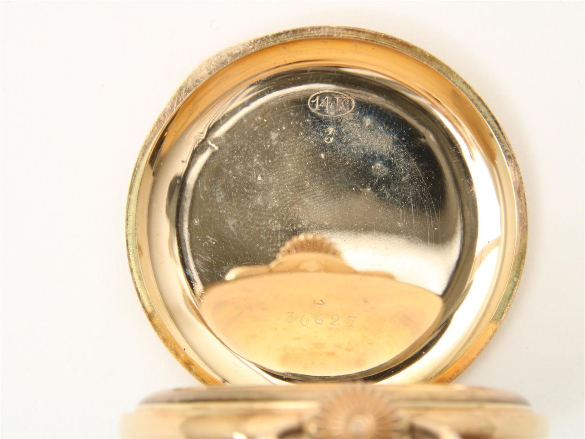 Pocket watch, yellow gold case, address: WALTHAM, grade 585/000, numbered: 30627, diameter 46 mm. - Image 2 of 2