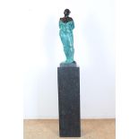 Ton Voortman (1948-) 'T', bronze, signed in base, bronze, H. 80 cm