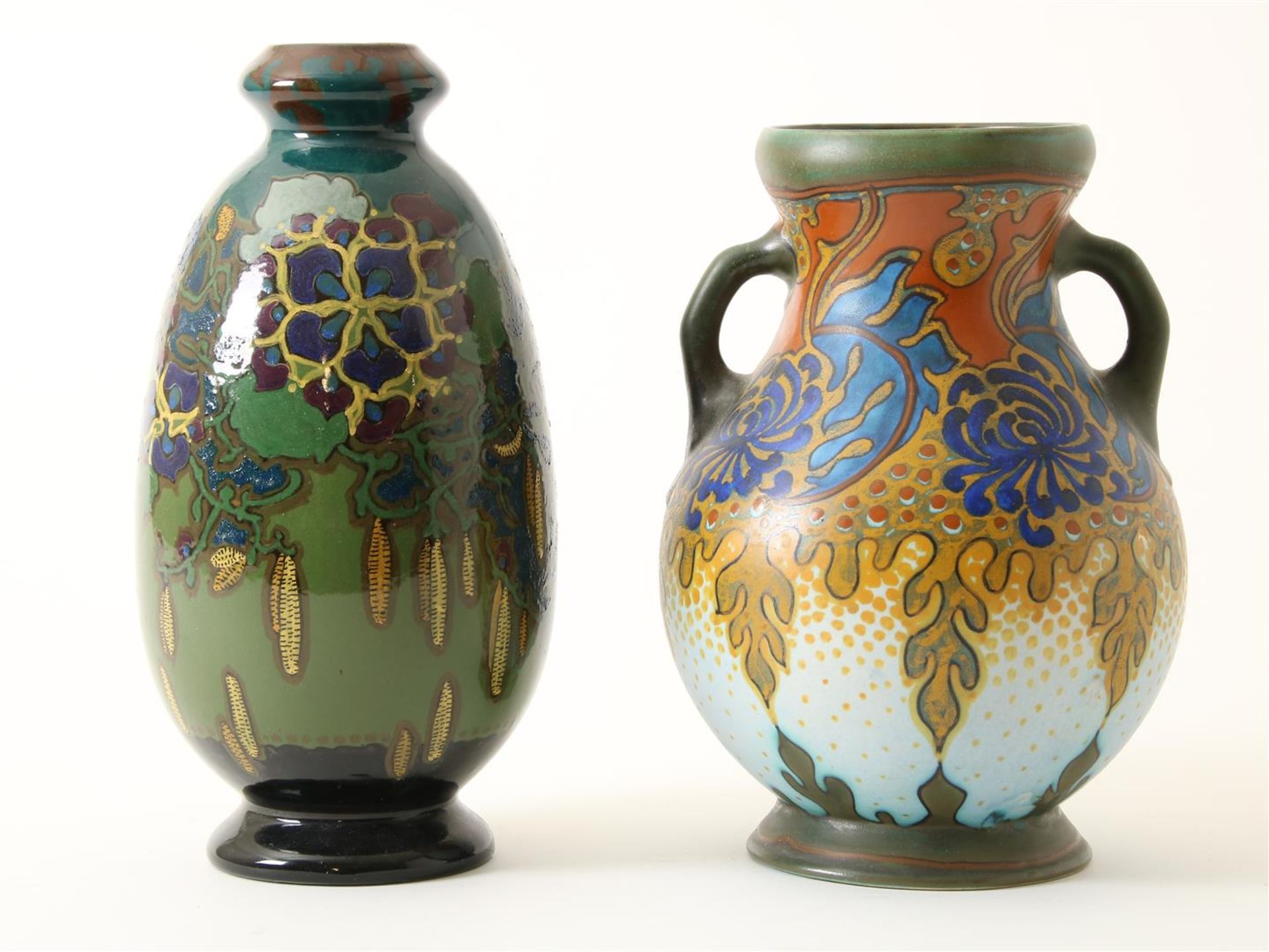 2 vases, Art Deco, Plateelbakkerij Zuid-Holland, Delphi and Sana