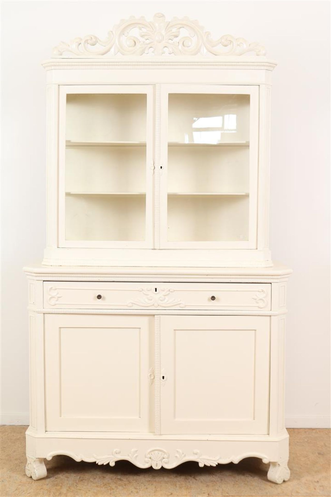 Painted white Biedermeier bonheur