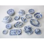 Approximately 50 pieces of porcelain tableware with zwiebelmuster decor, including bowls,