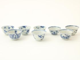 Series of 3 porcelain Kangxi cups