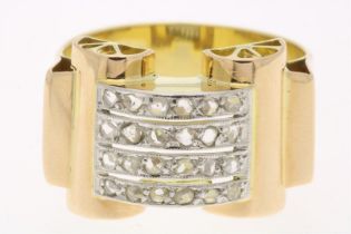 Tricolor gold ring with diamonds, rose cut