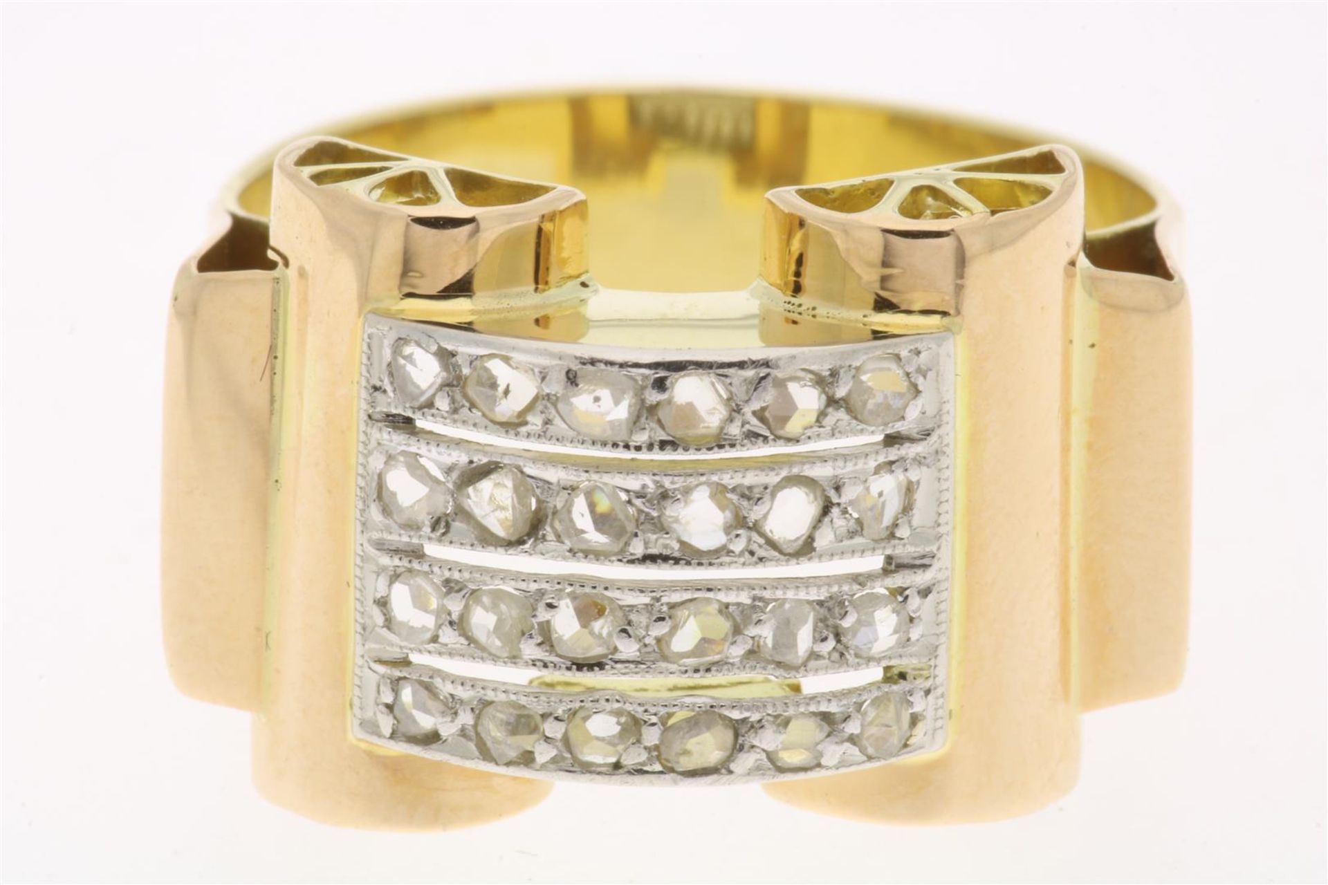 Tricolor gold ring set with diamonds, rose cut, approximately 0.2 ct., G/H, SI, grade 750/000, gross