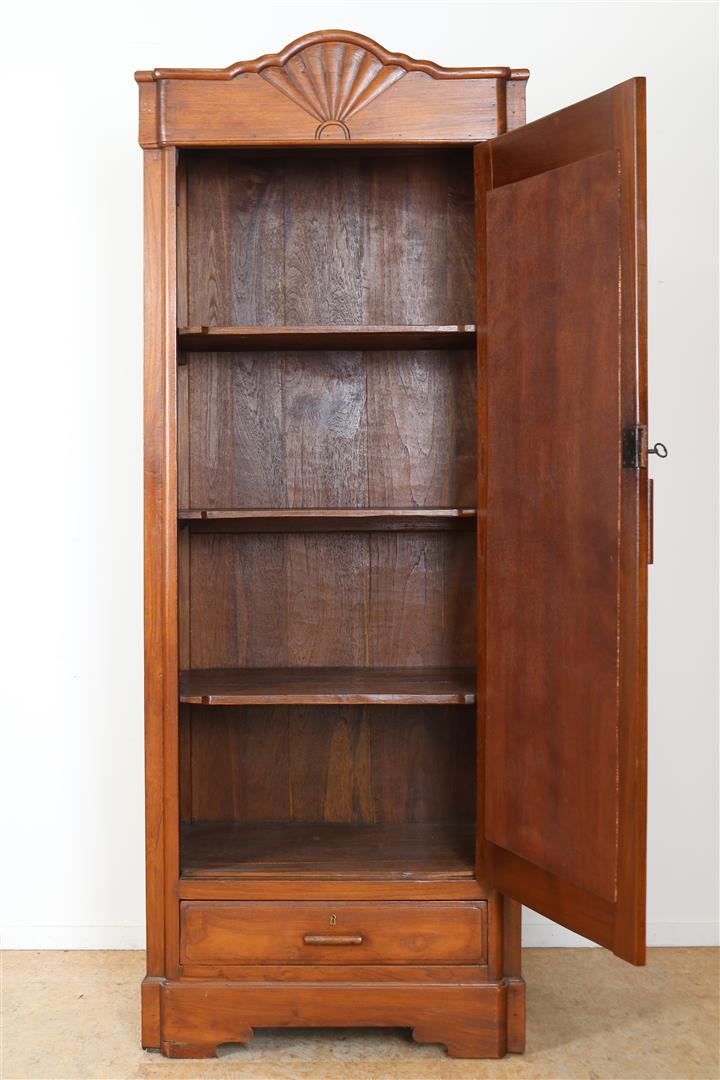 Teak Art Deco linen cupboard with mirror door (broken) and a drawer, Indonesia approx. 1925.203 x 77 - Image 5 of 5