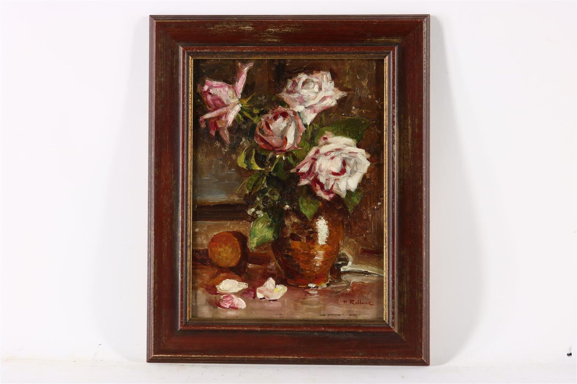 Henri Rolland (1897-1941) Still life with roses, signed lower right. Panel 35 x 26 cm. - Image 2 of 4