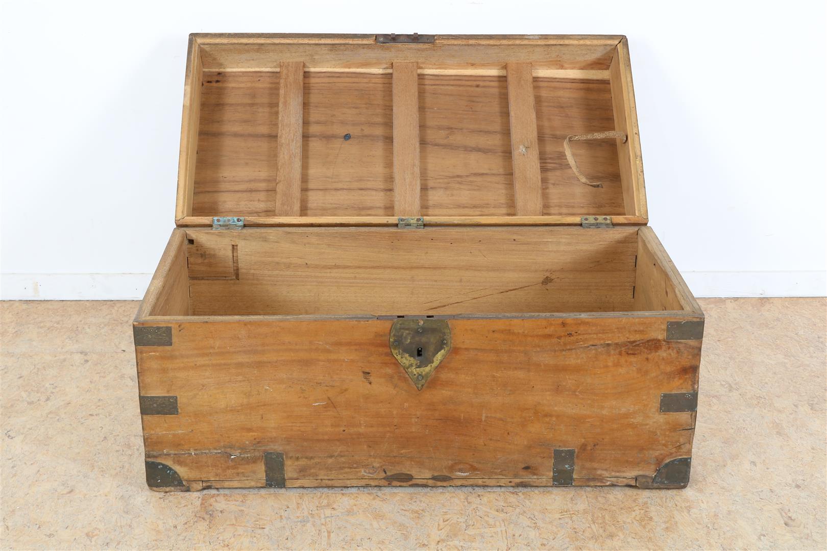 Teak camphor Colonial travel chest with copper lock plates and ornaments, 49 x 84 x 42 cm. - Image 3 of 4