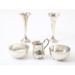 Lot of silverware including orchid vase, water bowl, cup, various quality, gross weight 522 grams.