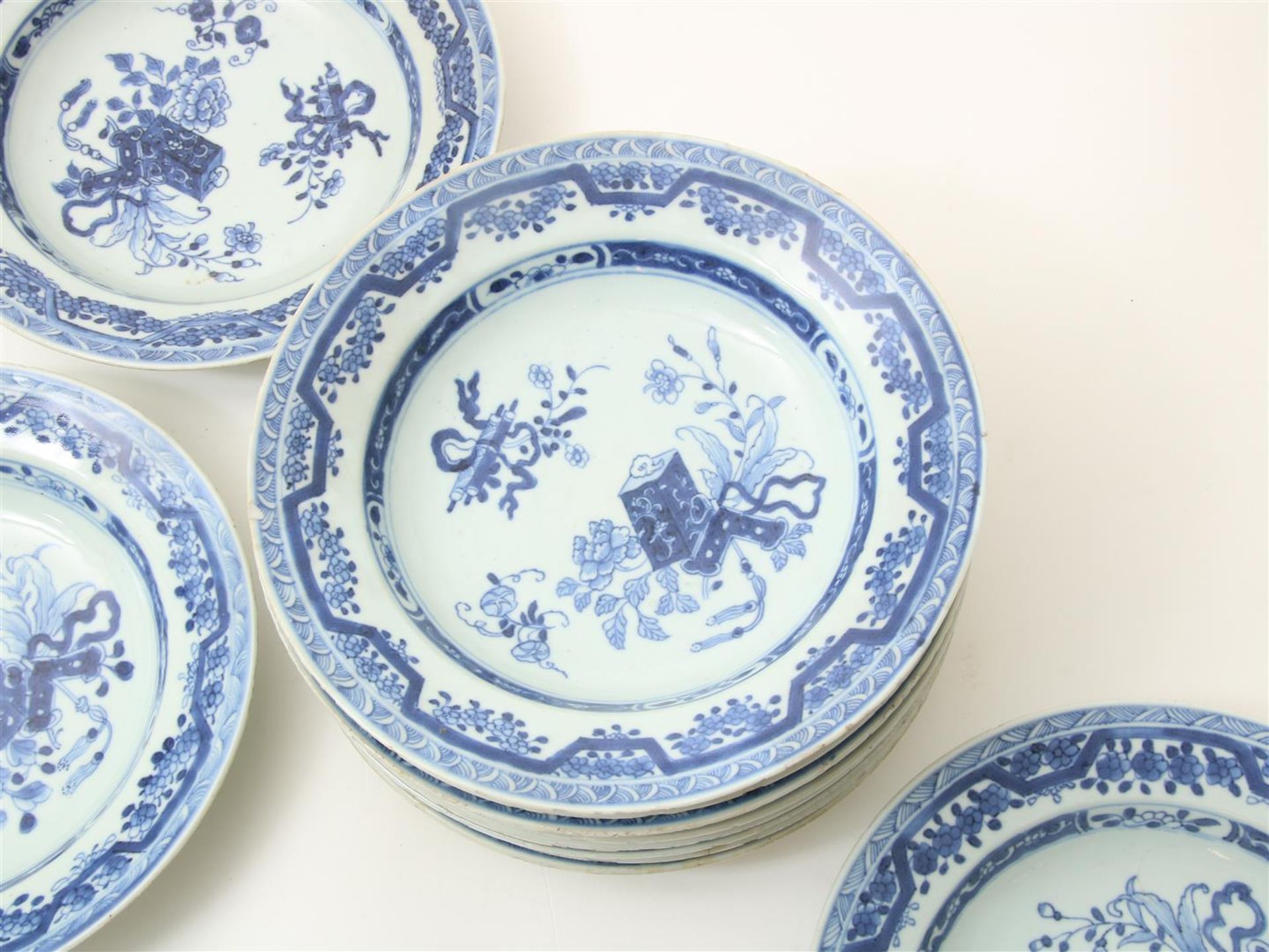  set of 12 Qianlong porcelain plates - Bild 5 aus 17
