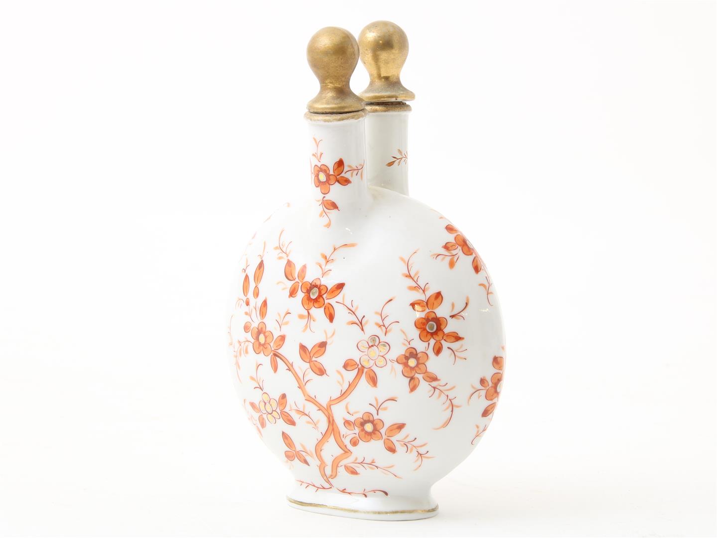 Porcelain bottle with double neck and containers for oil and vinegar, painted with red and gold - Image 2 of 3