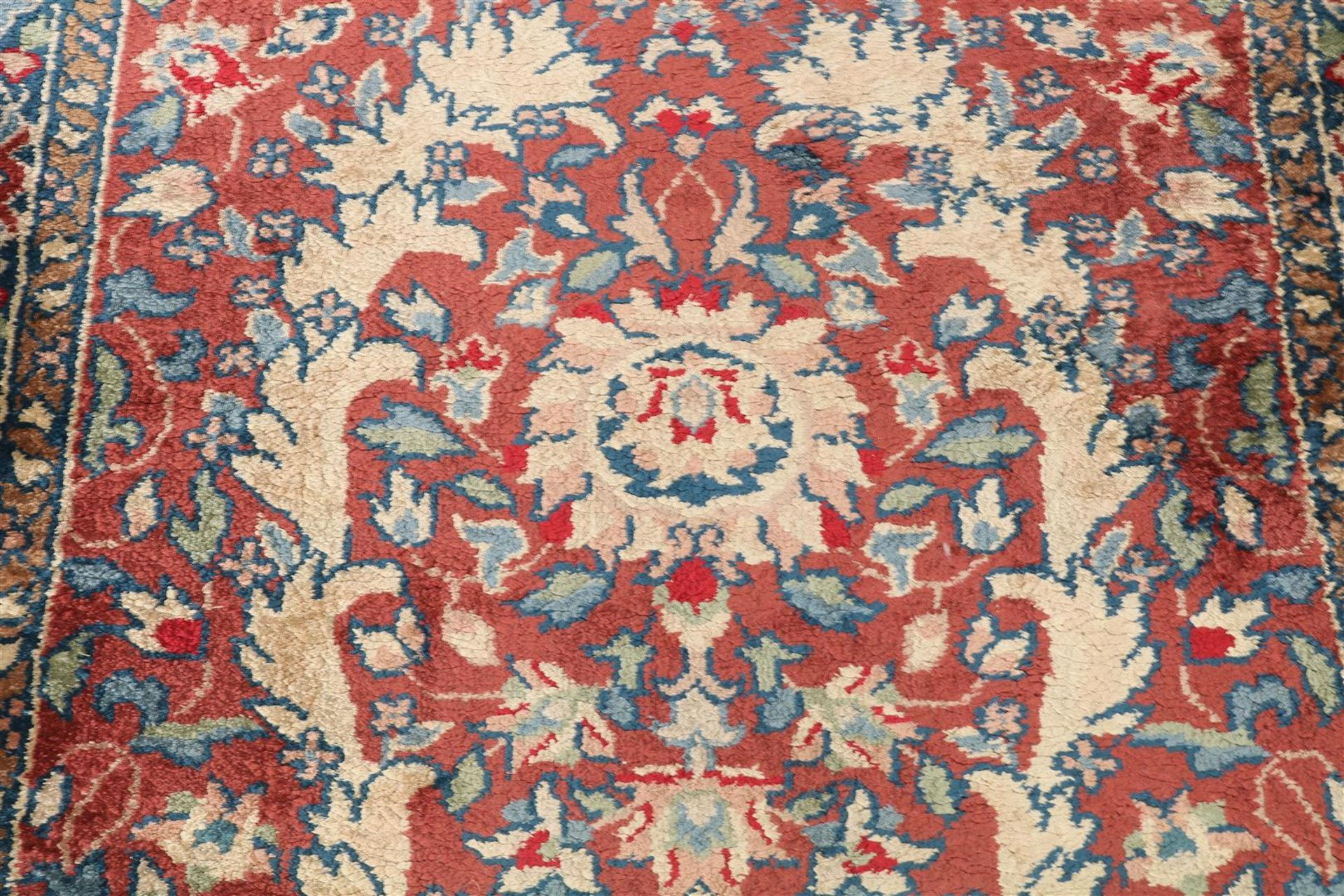 Carpet, Ghom with wool and silk, 125 x 77 cm. (discolored) - Image 2 of 3