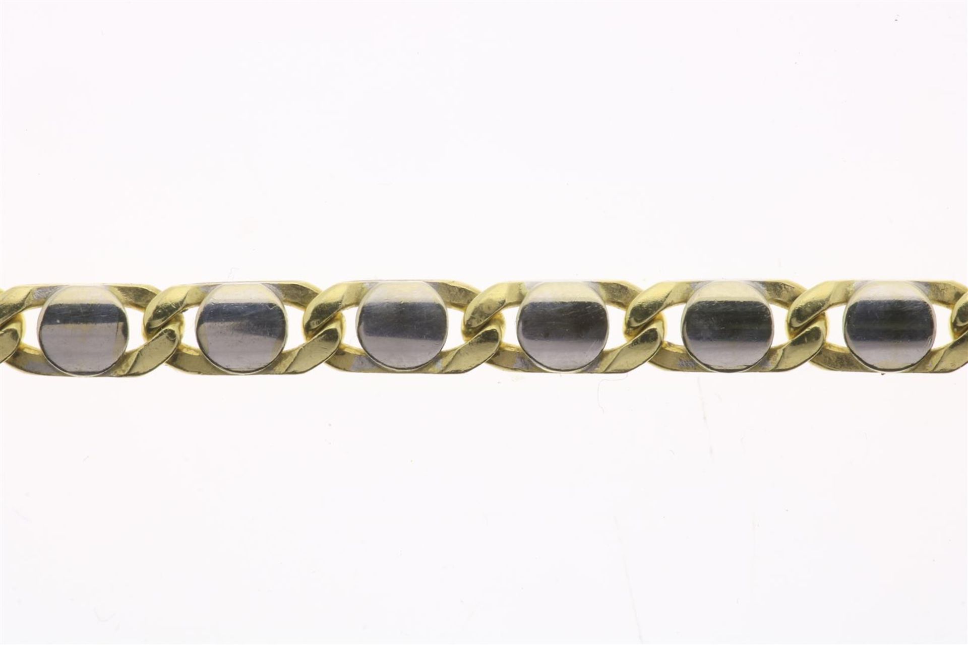 Bicolor gold necklace, grade 585/000, gross weight 21.8 grams, length 44 cm.