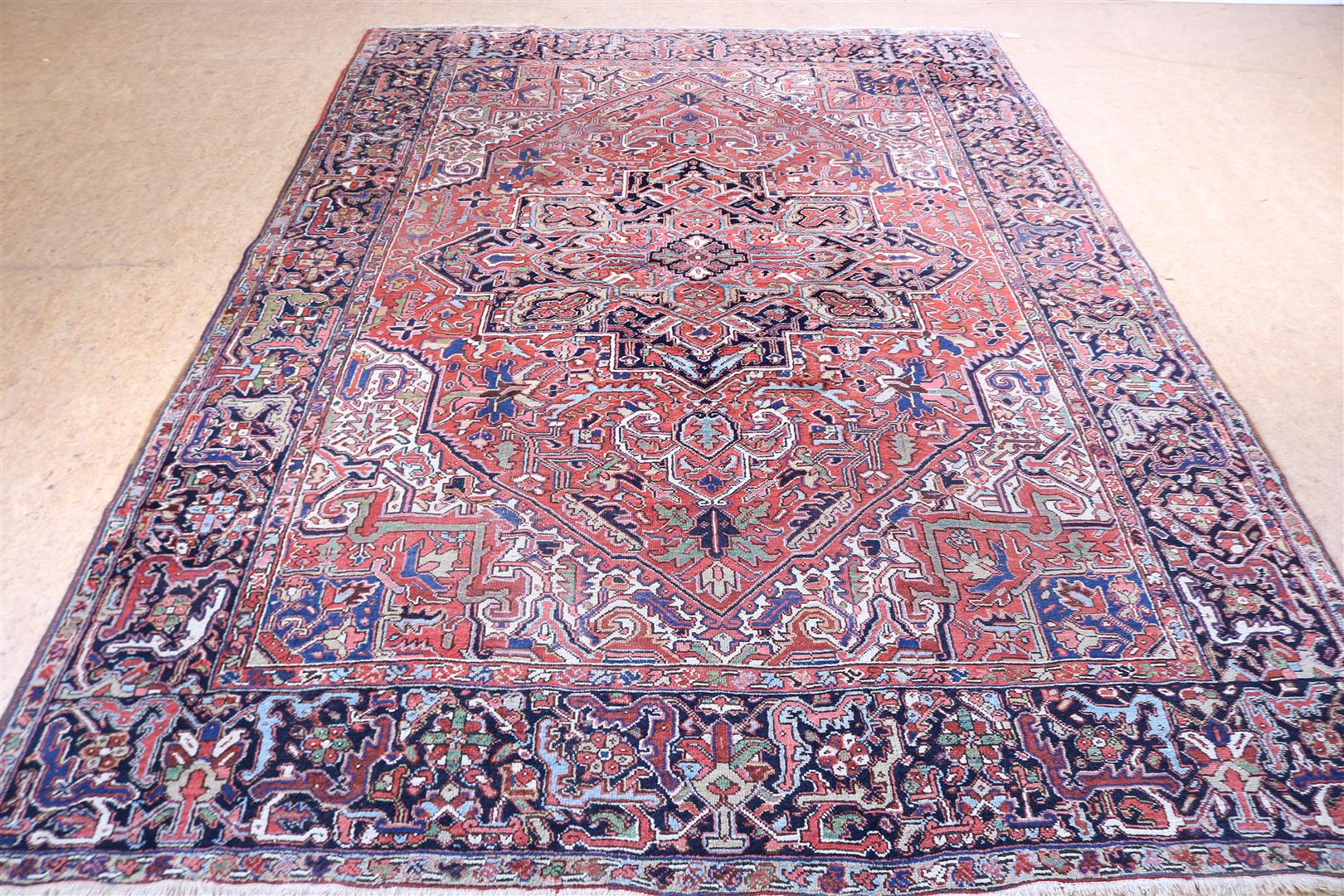 Carpet, Heriz  340 x 240 cm.