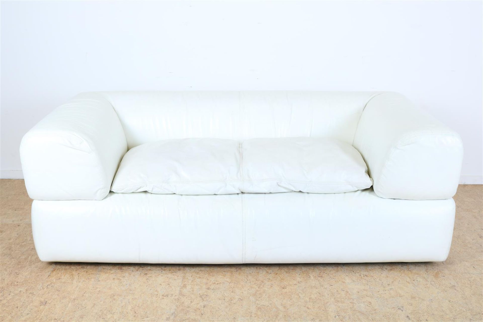 White leather two-seater sofa, Gelderland Design.