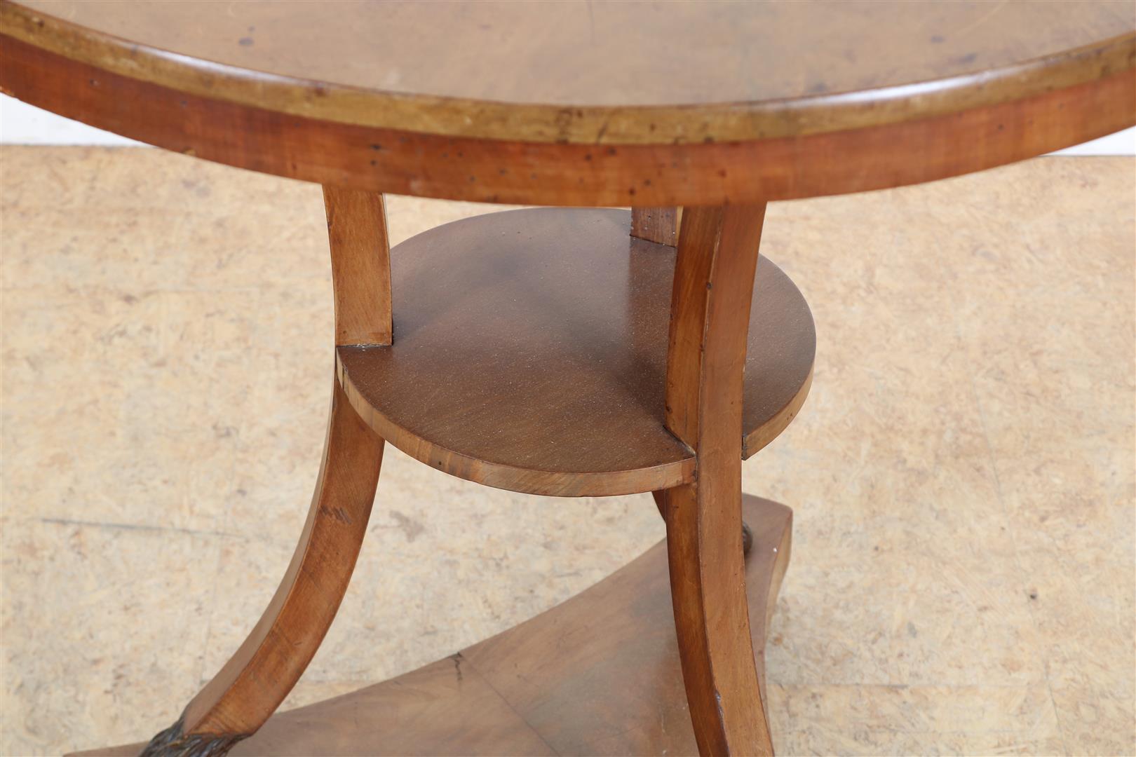 Mahogany side table with shelf on sabre-shaped legs ending in deer legs, 19th century, 76 x 80 cm. - Image 3 of 5