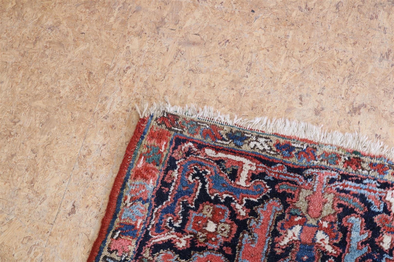 Carpet, Heriz  340 x 240 cm. - Image 3 of 3