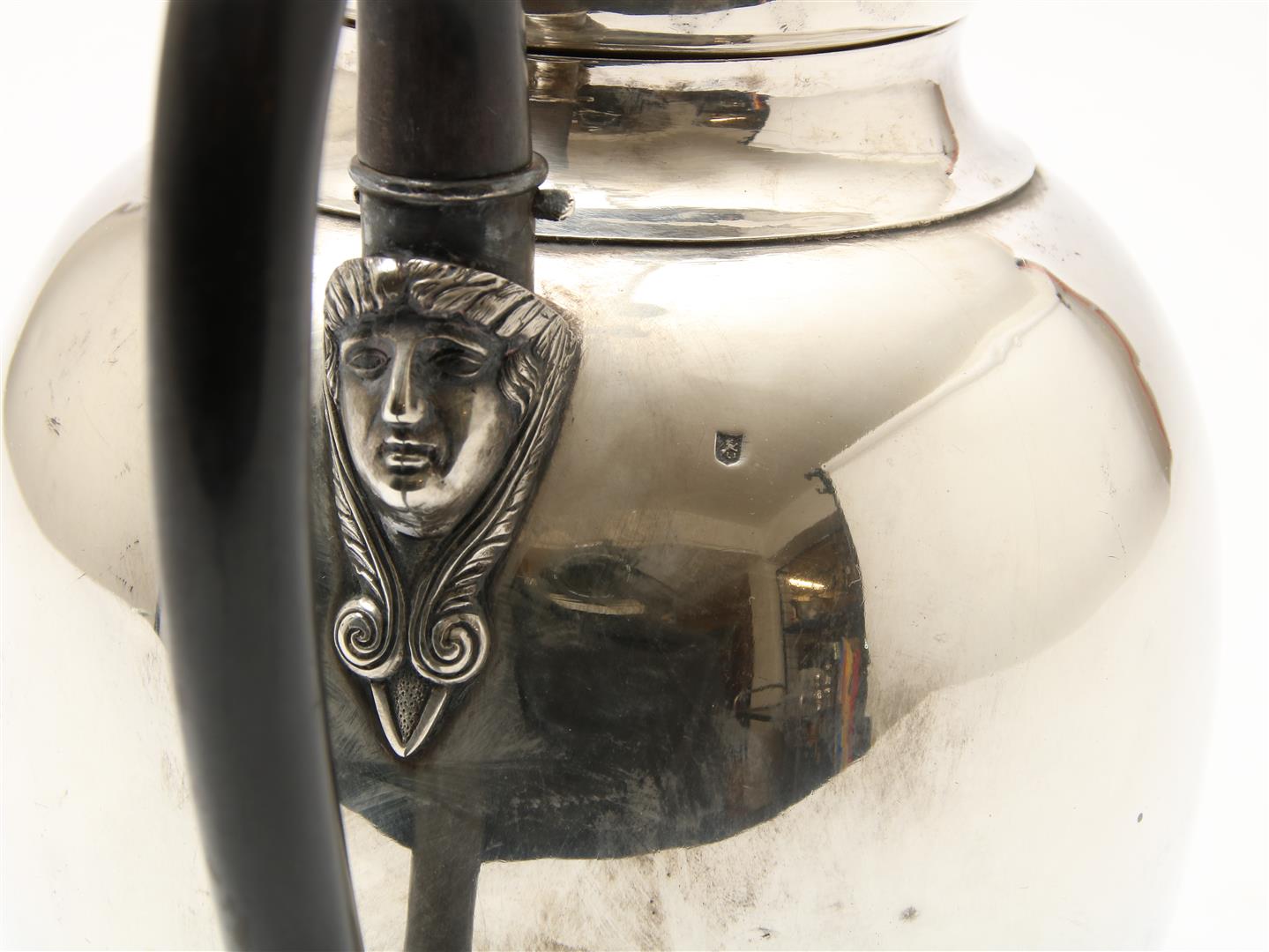 Silver Empire coffee pot, hammered with ribbed edge, spout with lion's head and mascerons on - Image 2 of 3