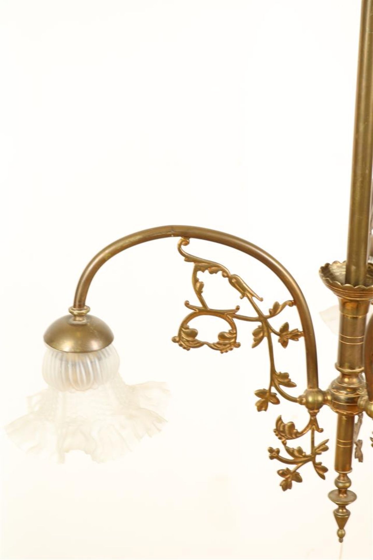 Copper hanging lamp with 3 glass flower shades, height 93 cm. - Image 2 of 3