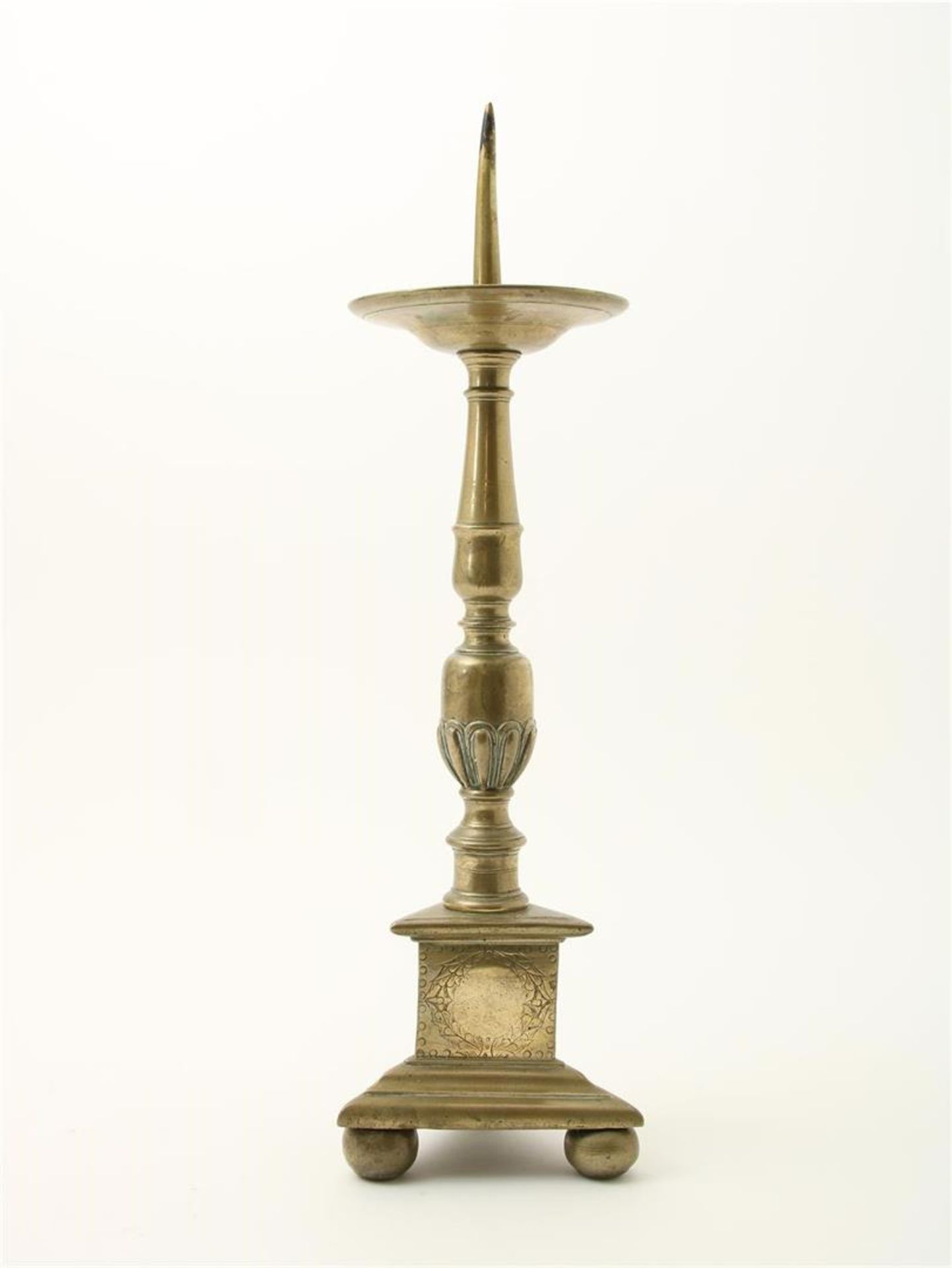 Bronze pen candlestick on triangular leg, on ball legs, Southern Europe, 17th century, height 58