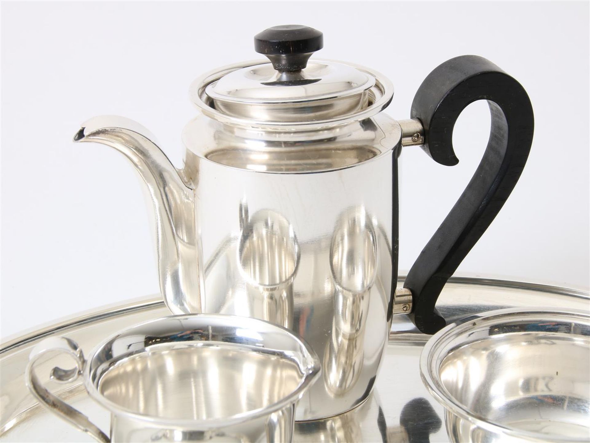 Four-piece silver coffee set: coffee pot, tray, sugar bowl and milk jug, Germany ca. 1930, 835/ - Image 2 of 11