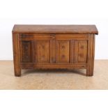 Oak chest, 18th century 