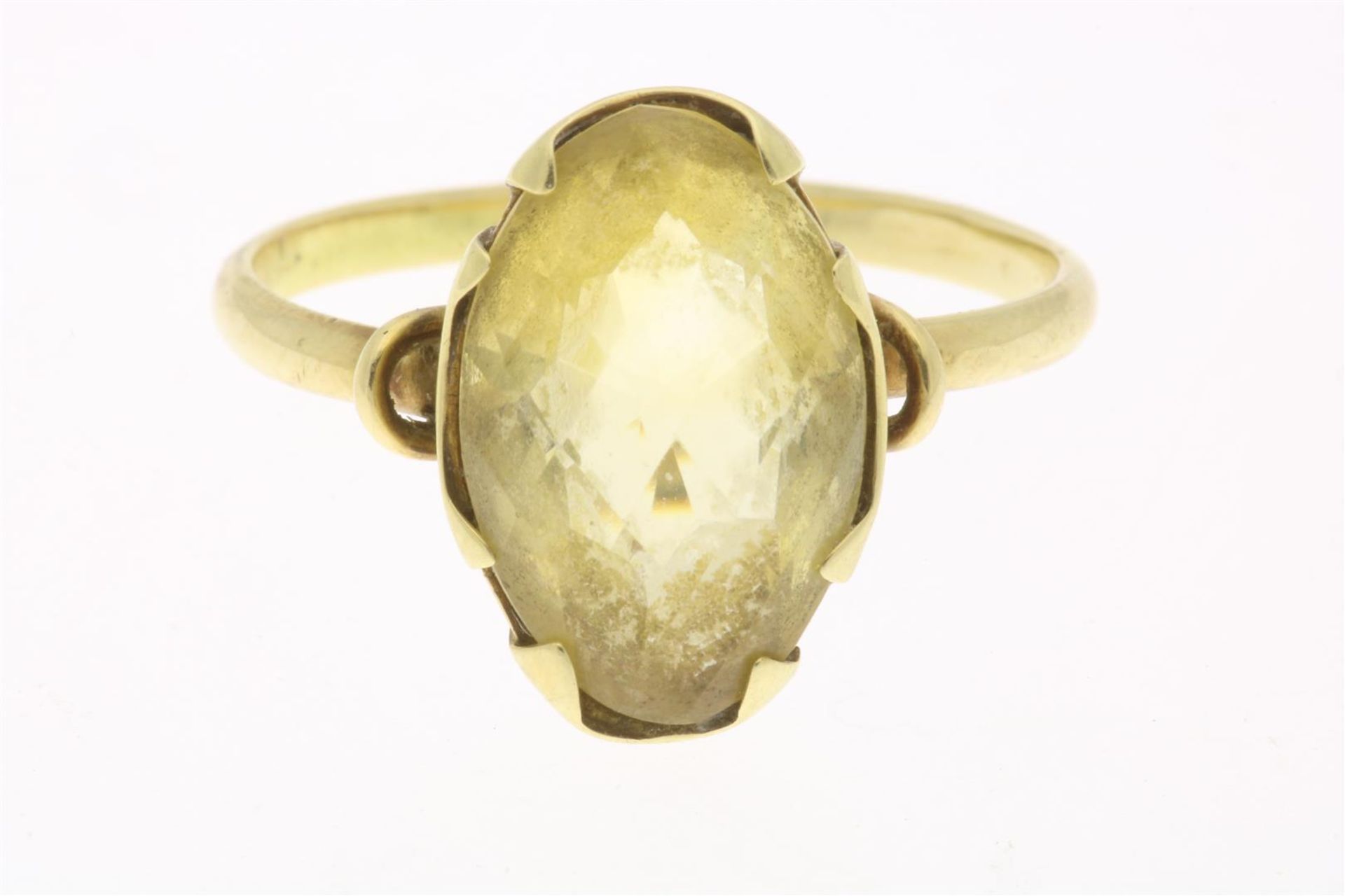 Yellow gold ring set with citrine, gem. 585/000, 3.6 grams, ring size ring size 18.5