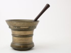 Alewin Crombosch , bronze Mortar and pestle